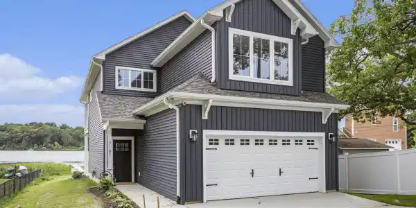 7161 Longview