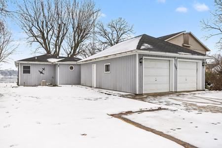 19664 Lakeshore Drive