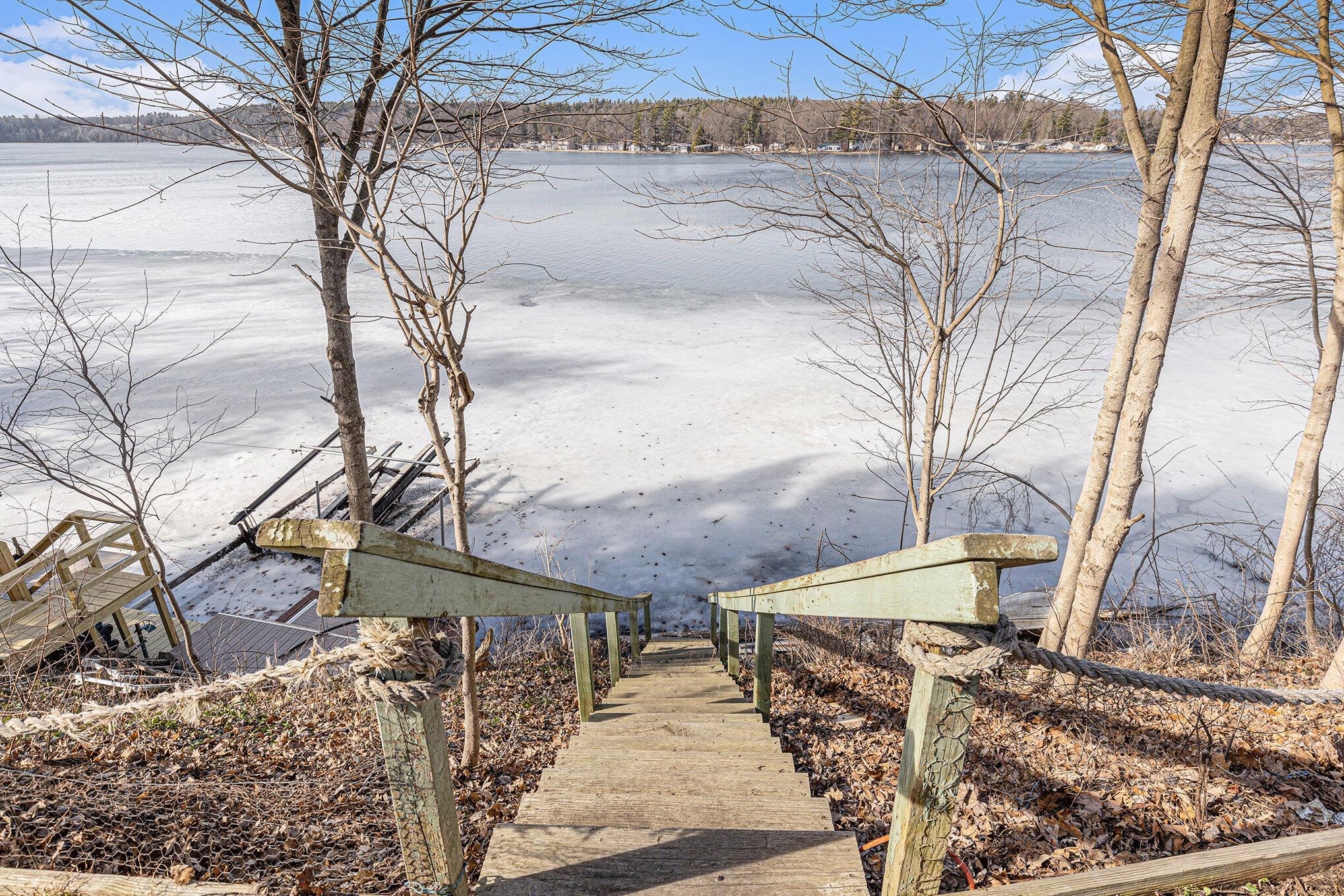 Image 4: 027_front_50_639