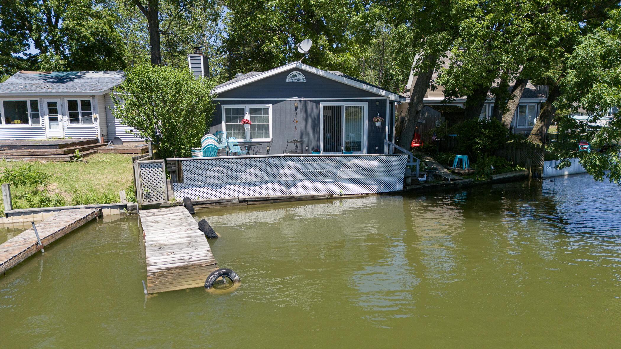 Image 1: 34453 Edgewater-1