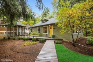 16032 Lakeshore Road