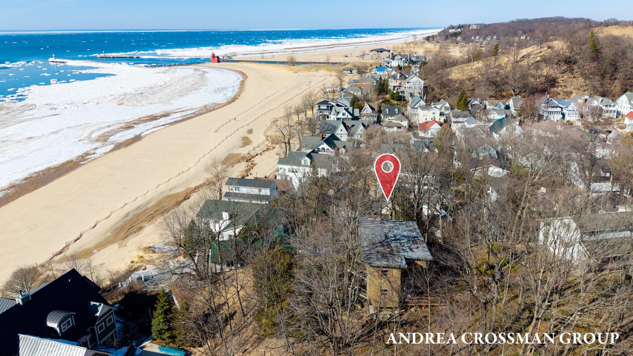 Image 4: 127-web-or-mls-2421-crescent-walk copy