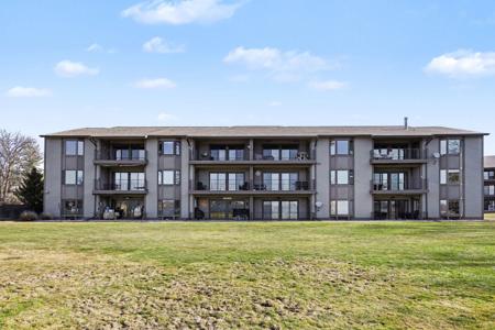 3 Hiawatha Cove Trail