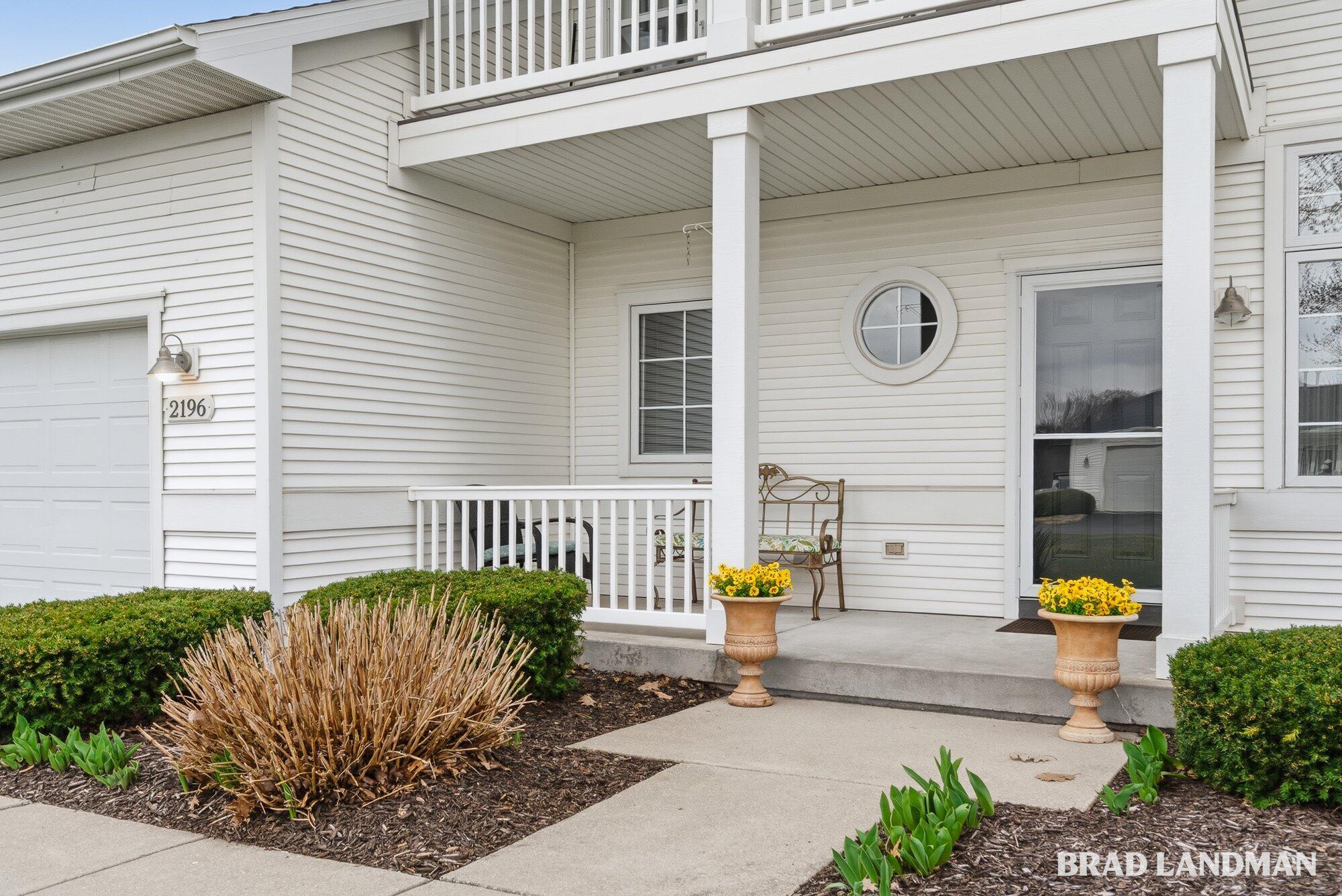 Image 4: 2196Boardwalk