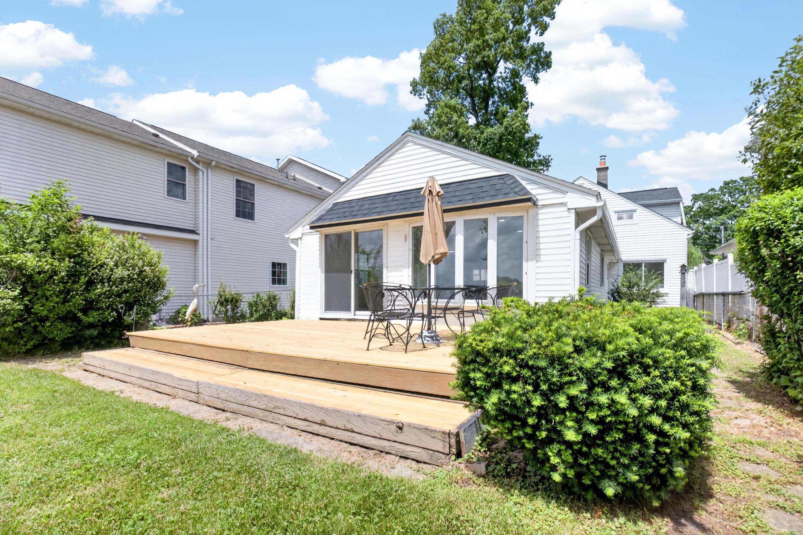 Image 3: 5188 Deep Point Dr, Portage, MI 49002_42