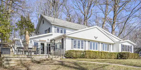 2519 Miner Lake Drive