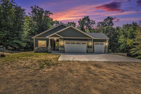 10 Morton Trail