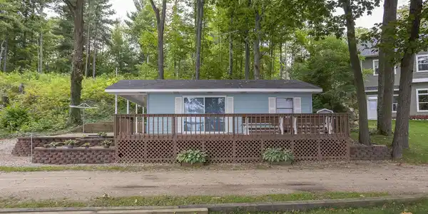 2527 Miner Lake Drive