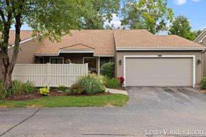 6621 Bella Vista NE Drive
