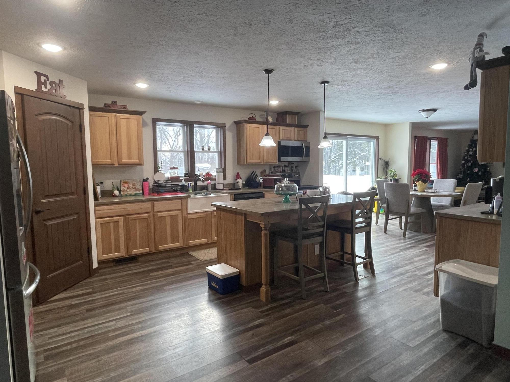 Image 3: Kitchen 1