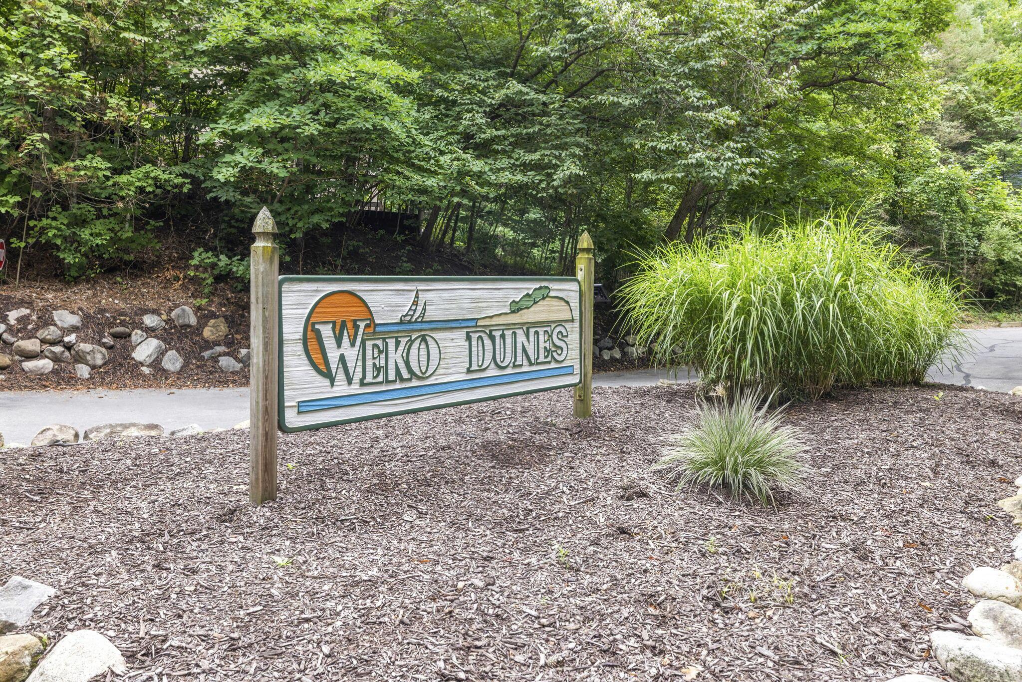 Image 2: Welcome to Weko Dunes