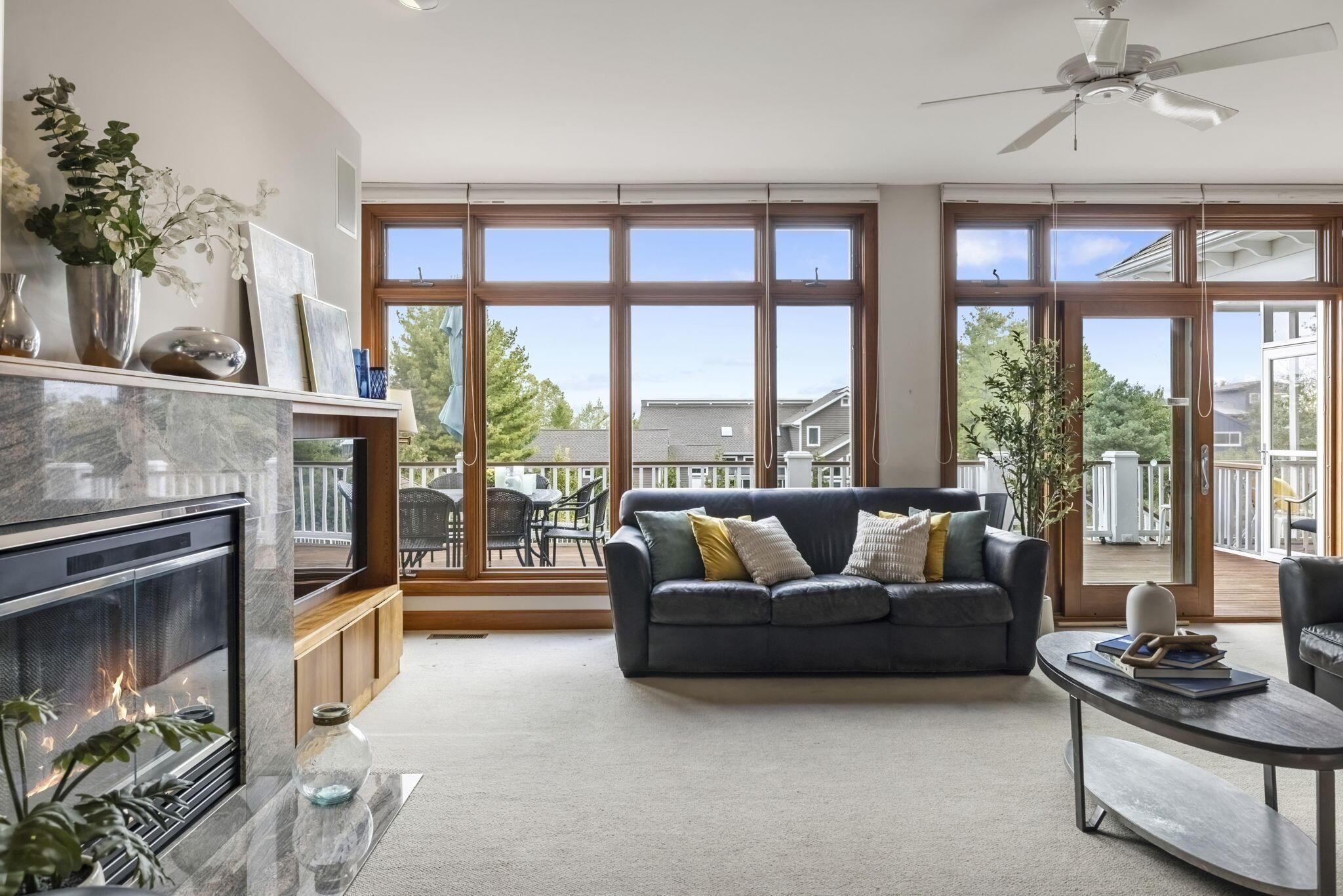 Image 3: 51111 Main Drive