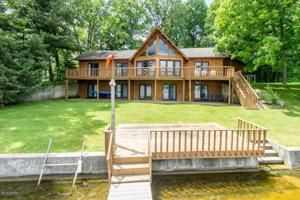 24806 Lakewood Drive