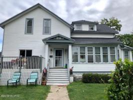 802 W Pere  Marquette