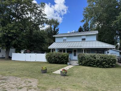 2561 Lake Shore Drive