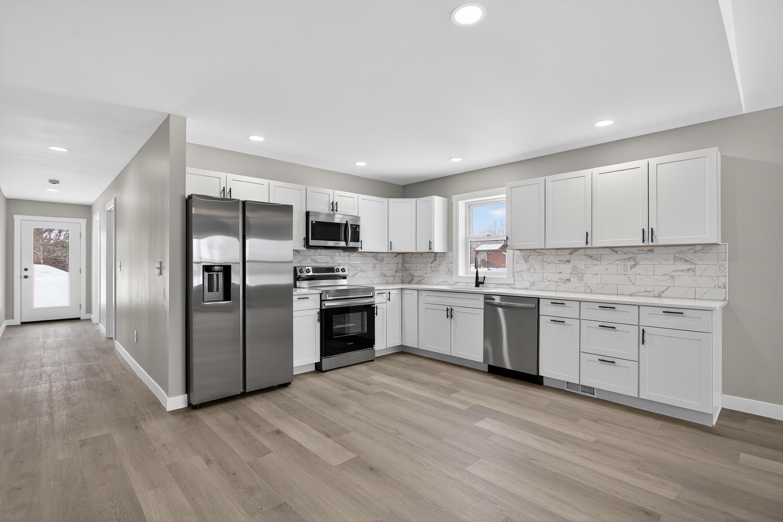 Image 3: 006_0N0A9709