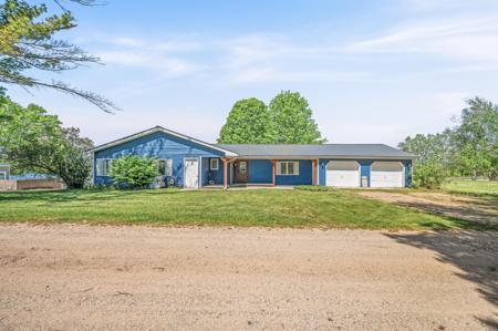 19454 E Chippewa Lake Drive