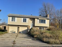 7350 Lake Ridge