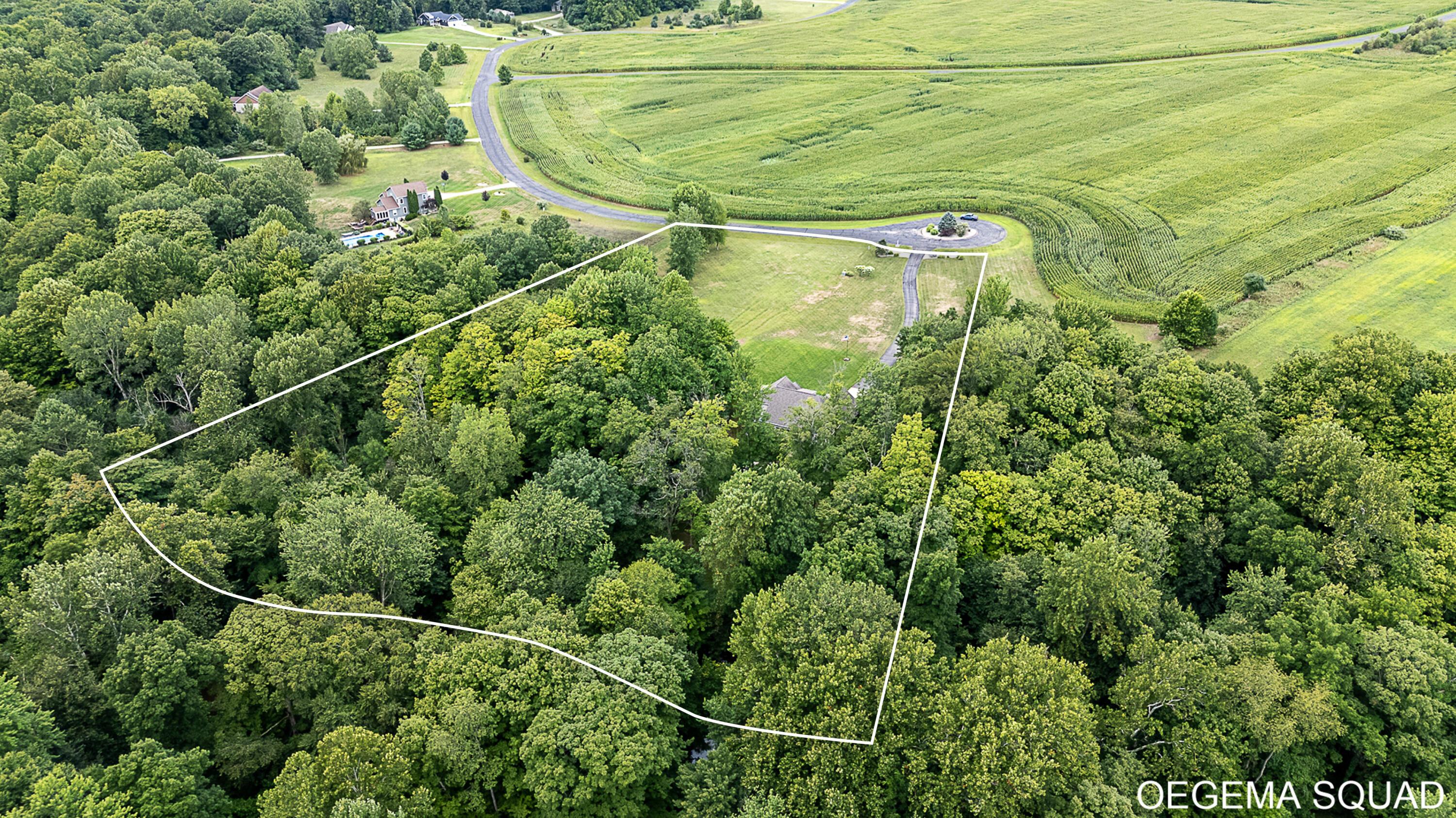 Image 2: 67177 Black River Dr, South Haven-32LL