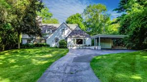 1738 W Benson Road