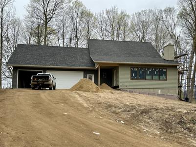 8606 Lakewood Trail