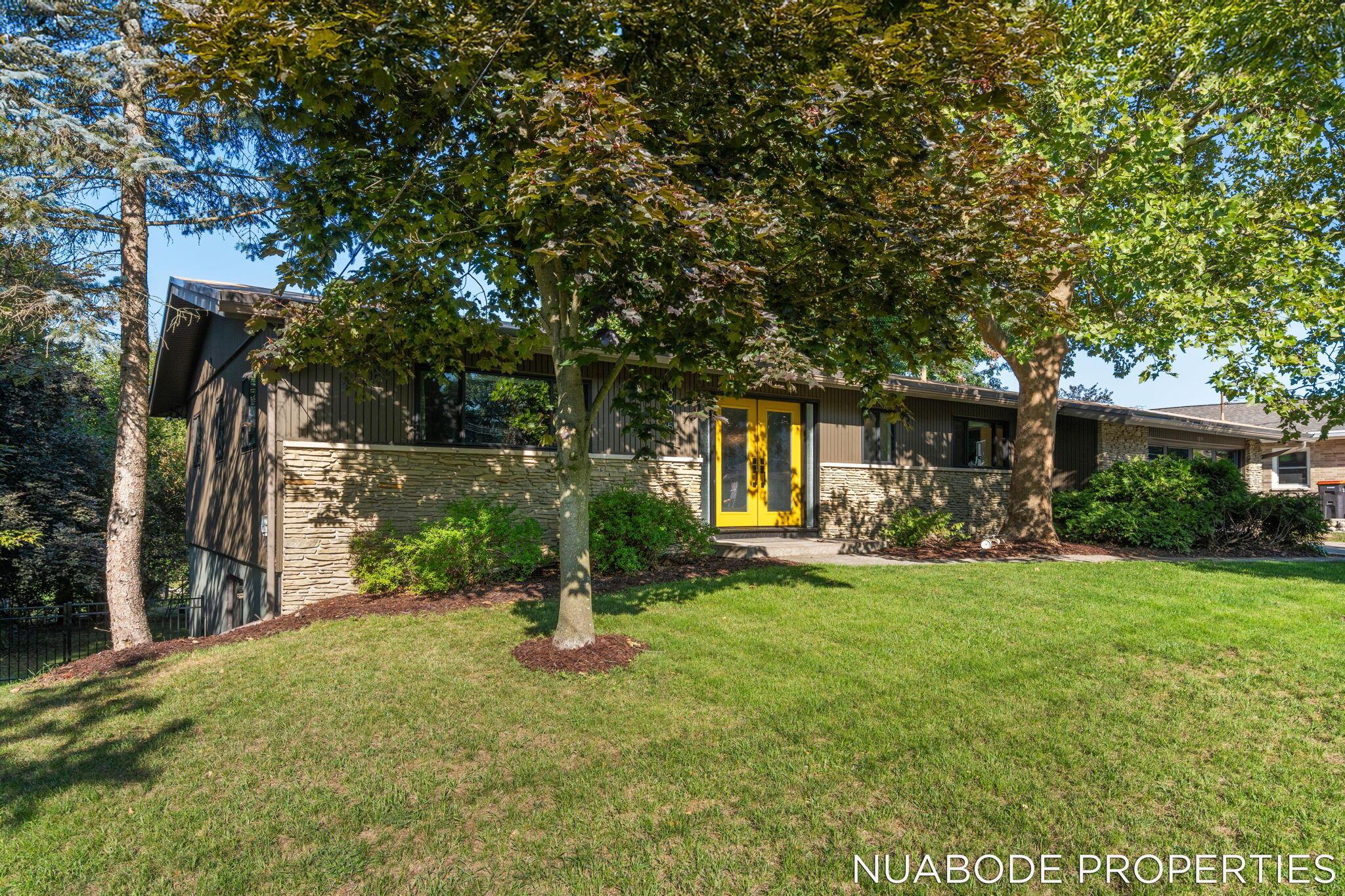 Image 4: 5-web-or-mls-A7403225