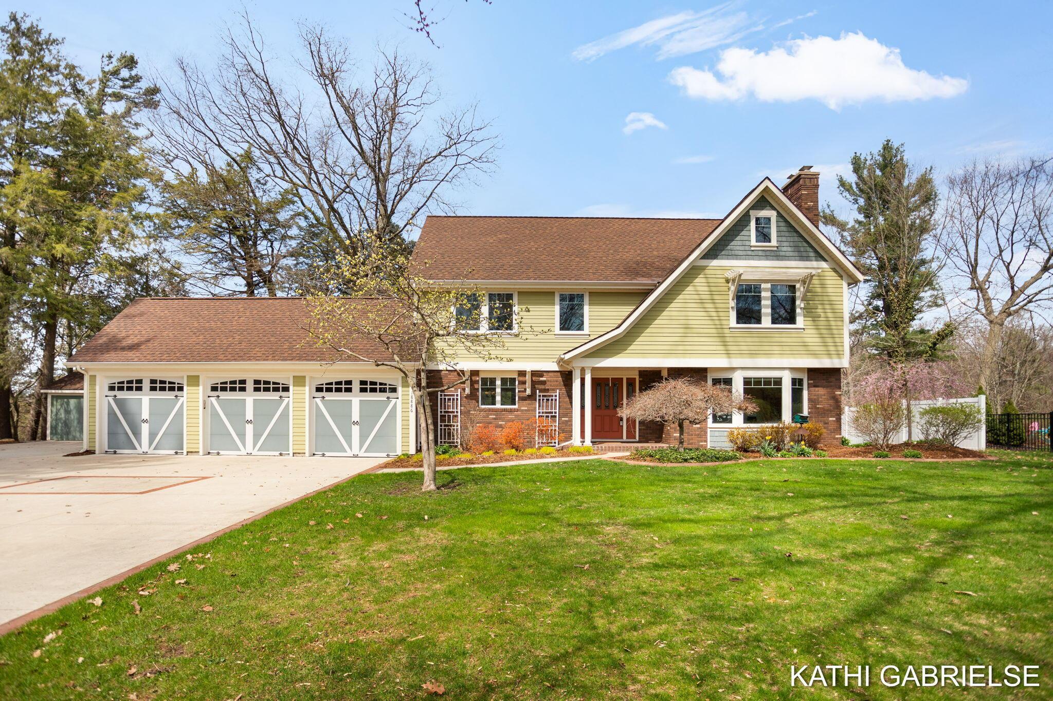 Image 2: 3-web-or-mls-18886-greenwood-ct