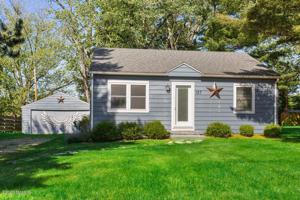 127 N Berrien Street