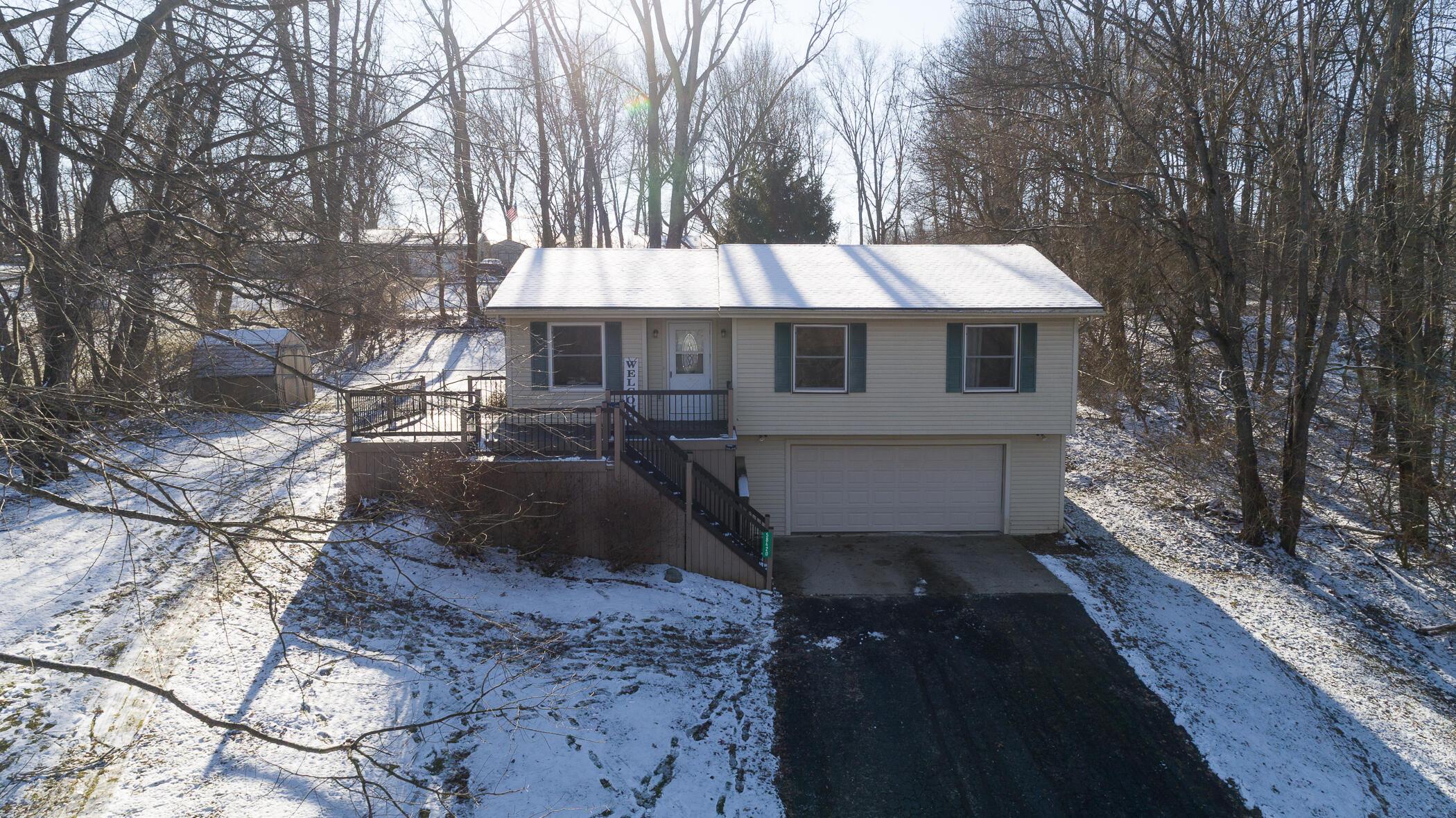 Image 2: 58420 Sunset Shores Ct-66