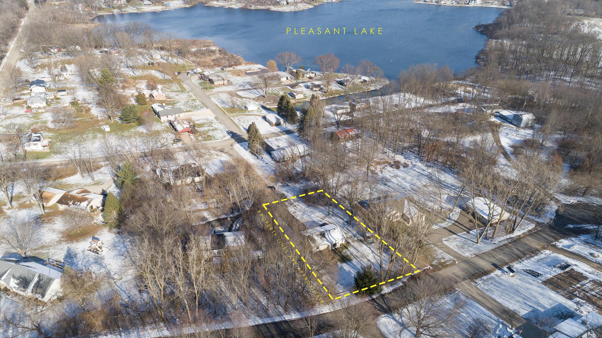 Image 3: 58420 Sunset Shores Ct-56