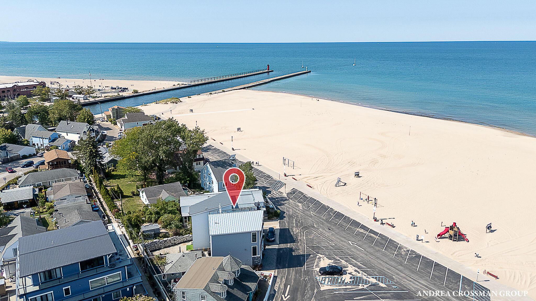 Image 3: 73-web-or-mls-78-esplanade-pl copy