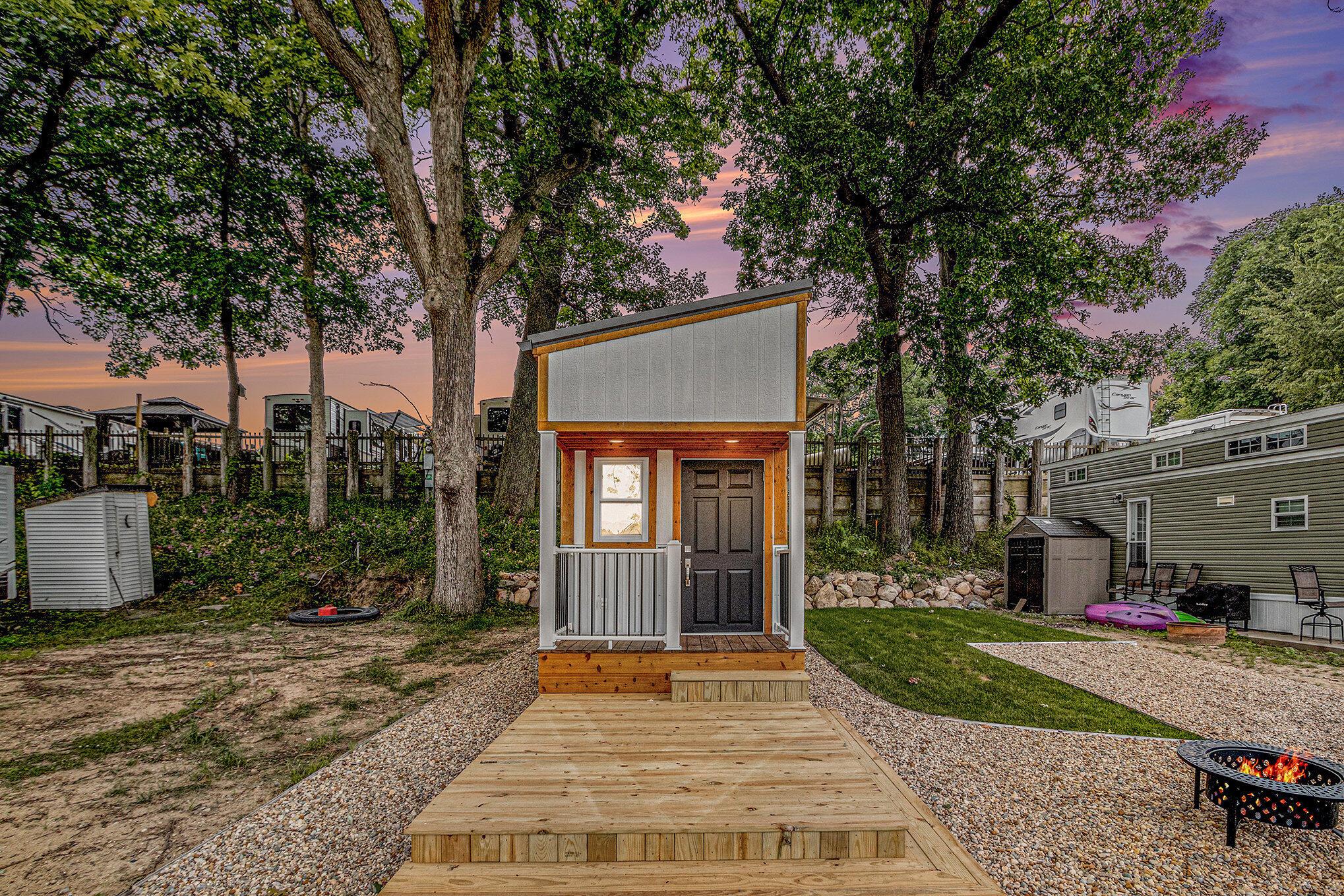 Image 1: 12377 Bair Lake St. Lot 4