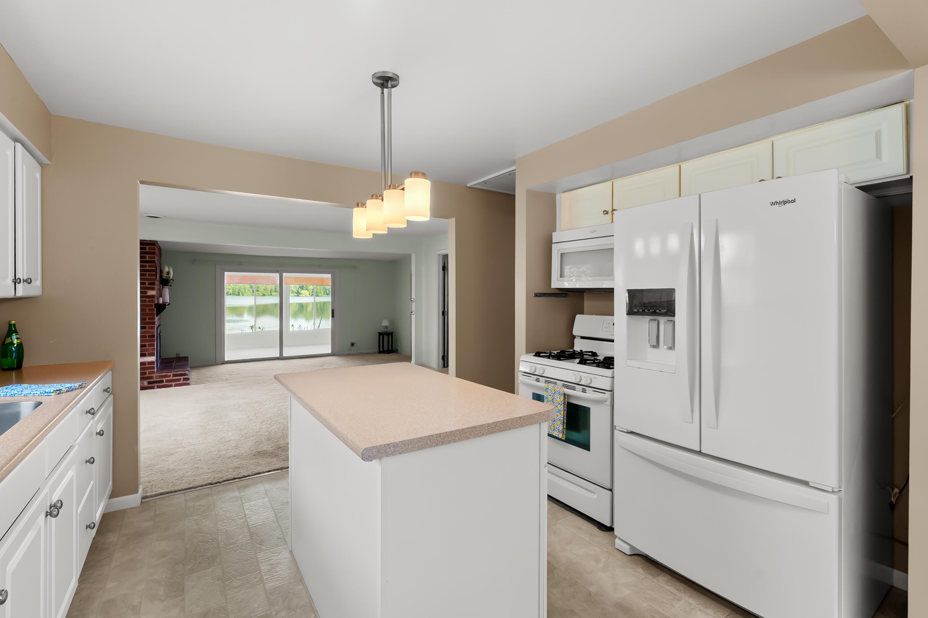 Image 4: Tomkinson Dr 10494 Scotts 49088-6