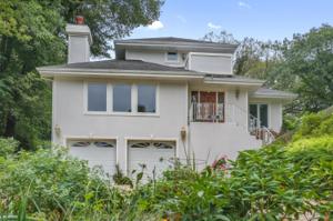 4145 Lake Shore Drive