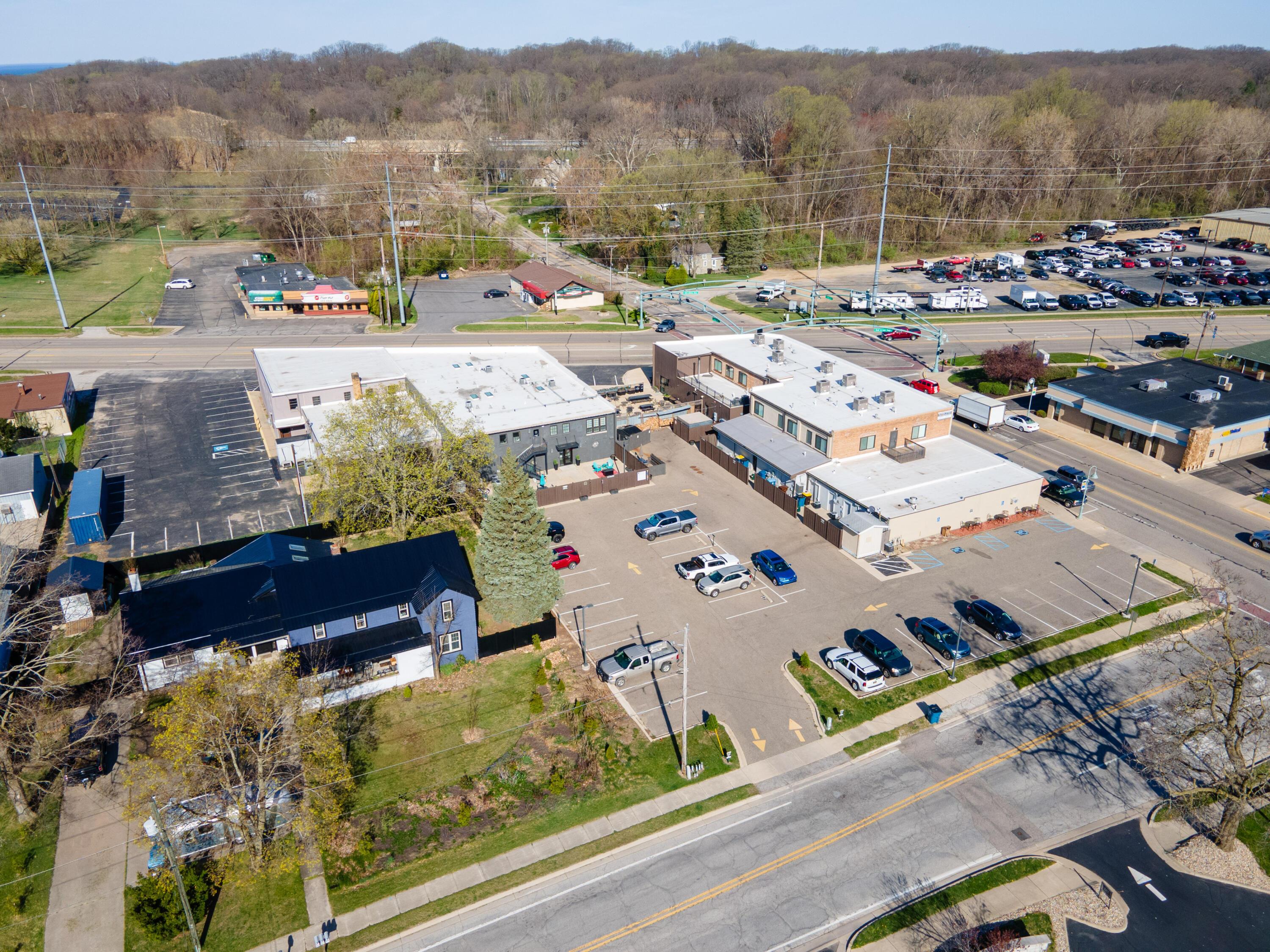 Image 4: Monogram Inn Aerial-1