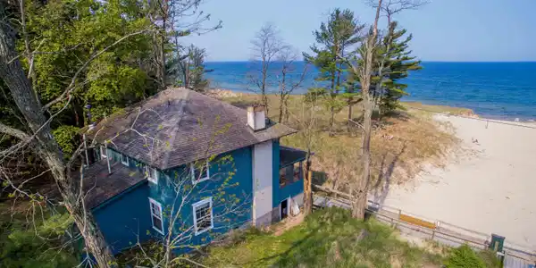 348 S Beach