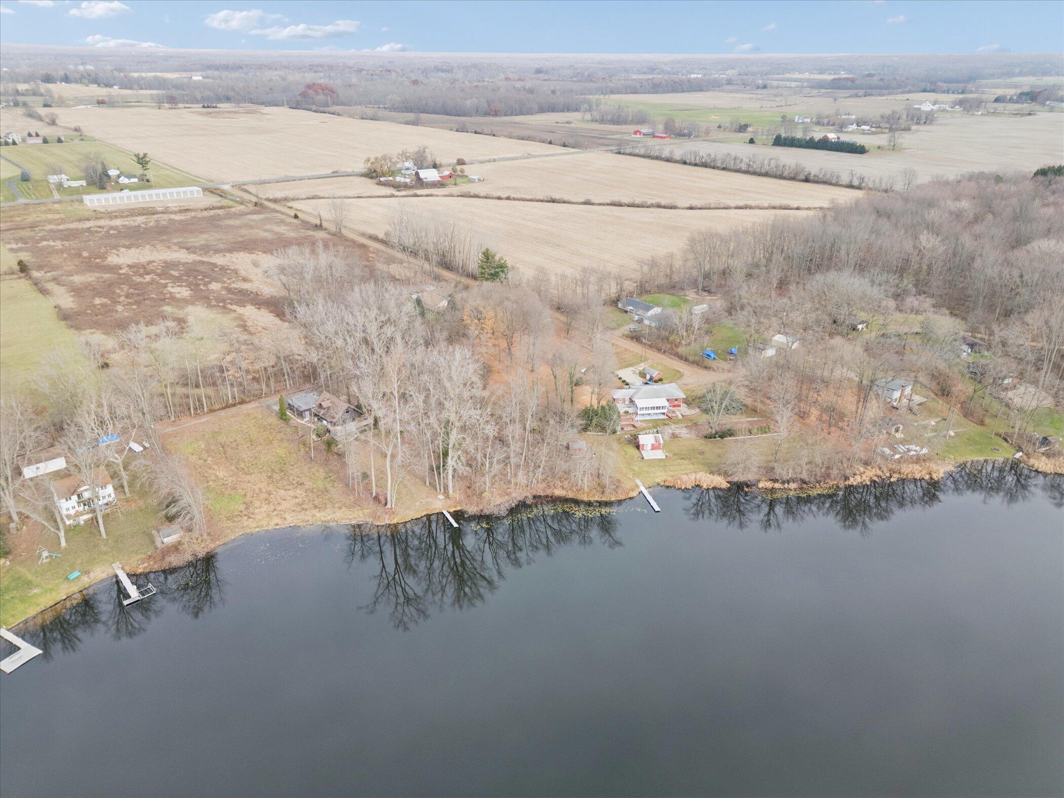 Image 3: 32nd St Allegan