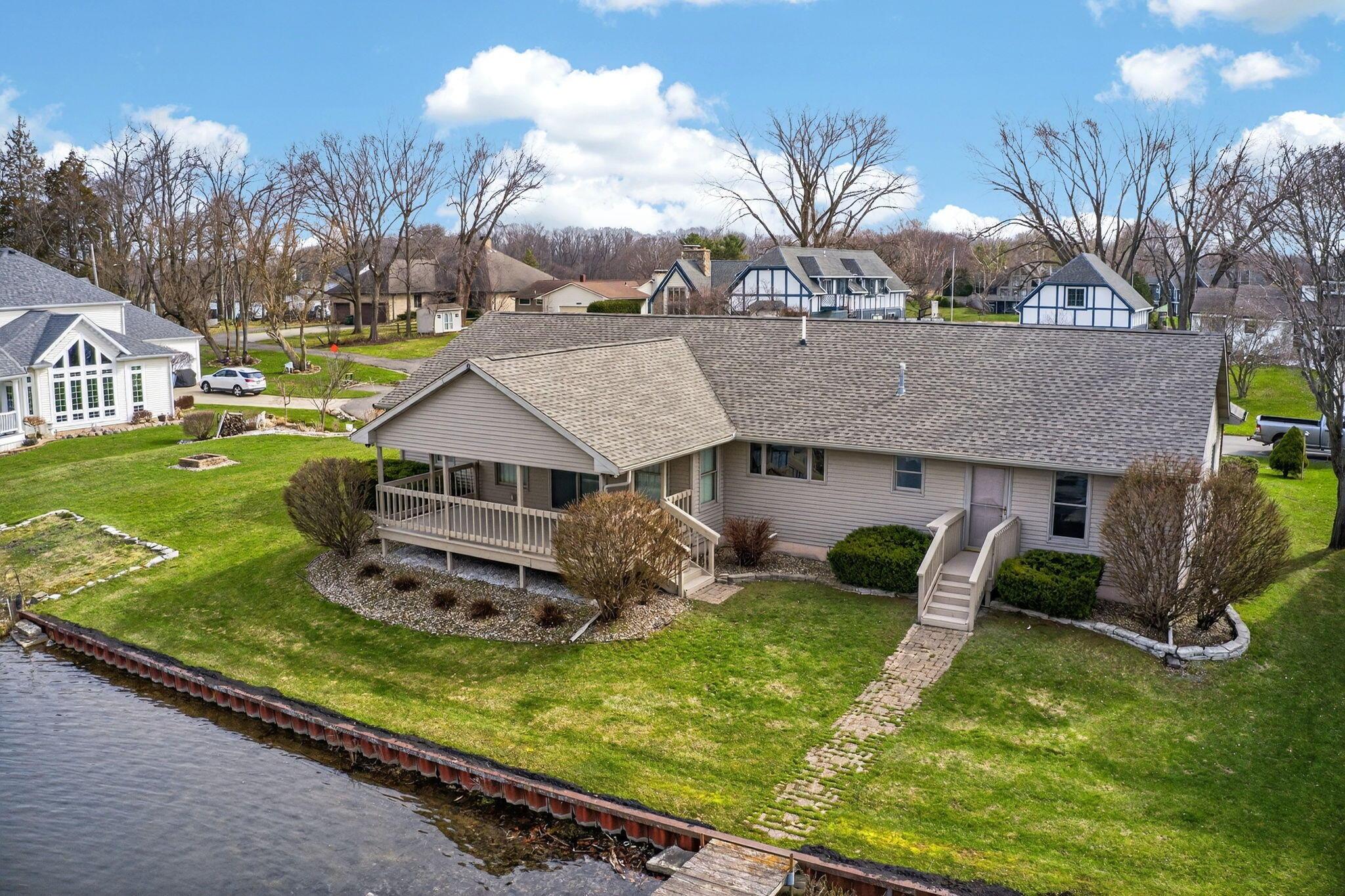 Image 1: 62546 Diamond View Dr11