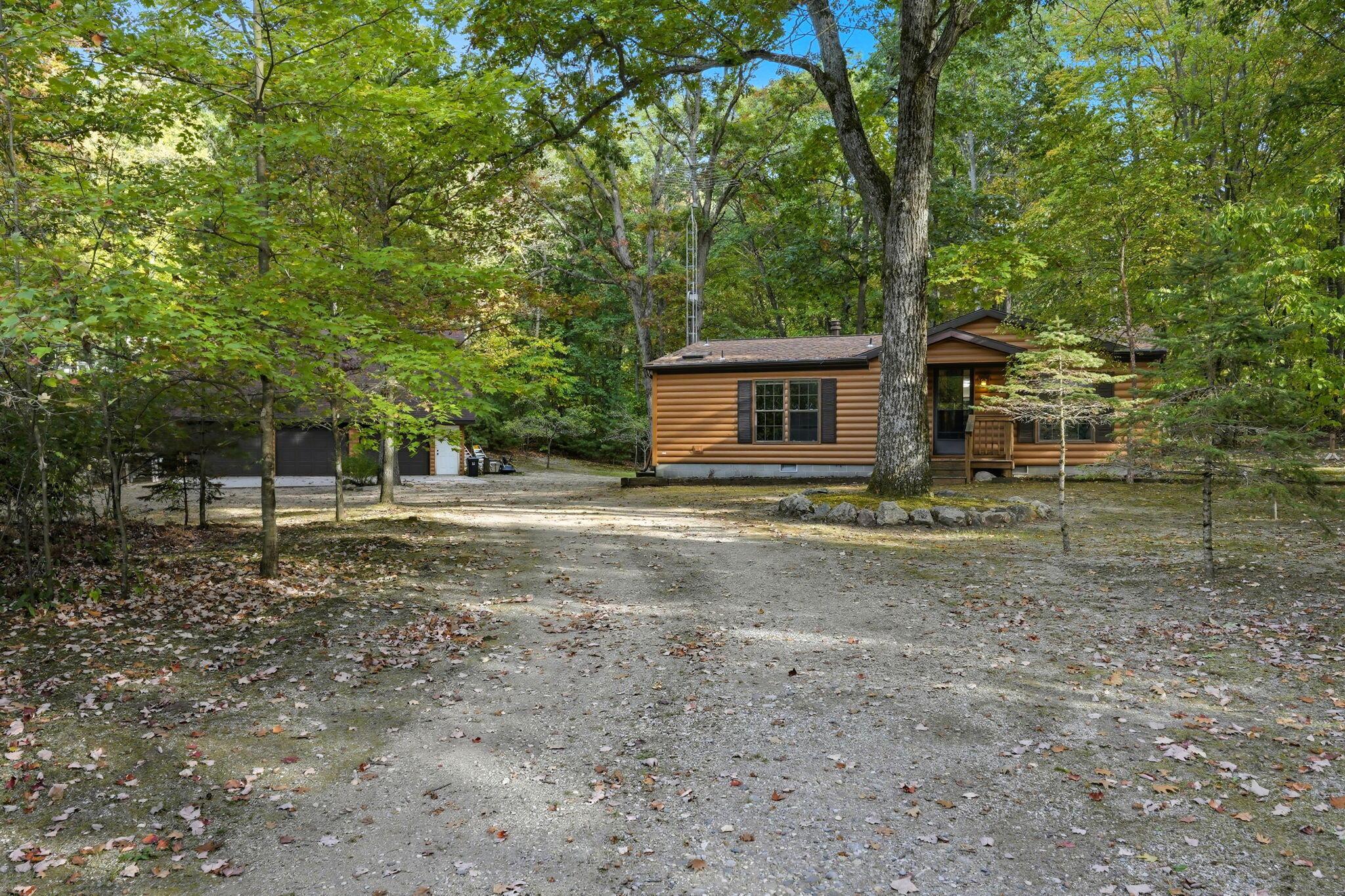 Image 4: 3-web-or-mls-_RGC6746 Ryan Champion