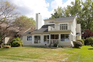 2711 Woodhams