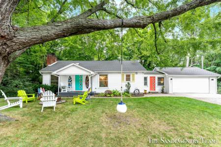 17411 Buchanan