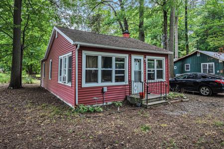 6972 Shady Lane