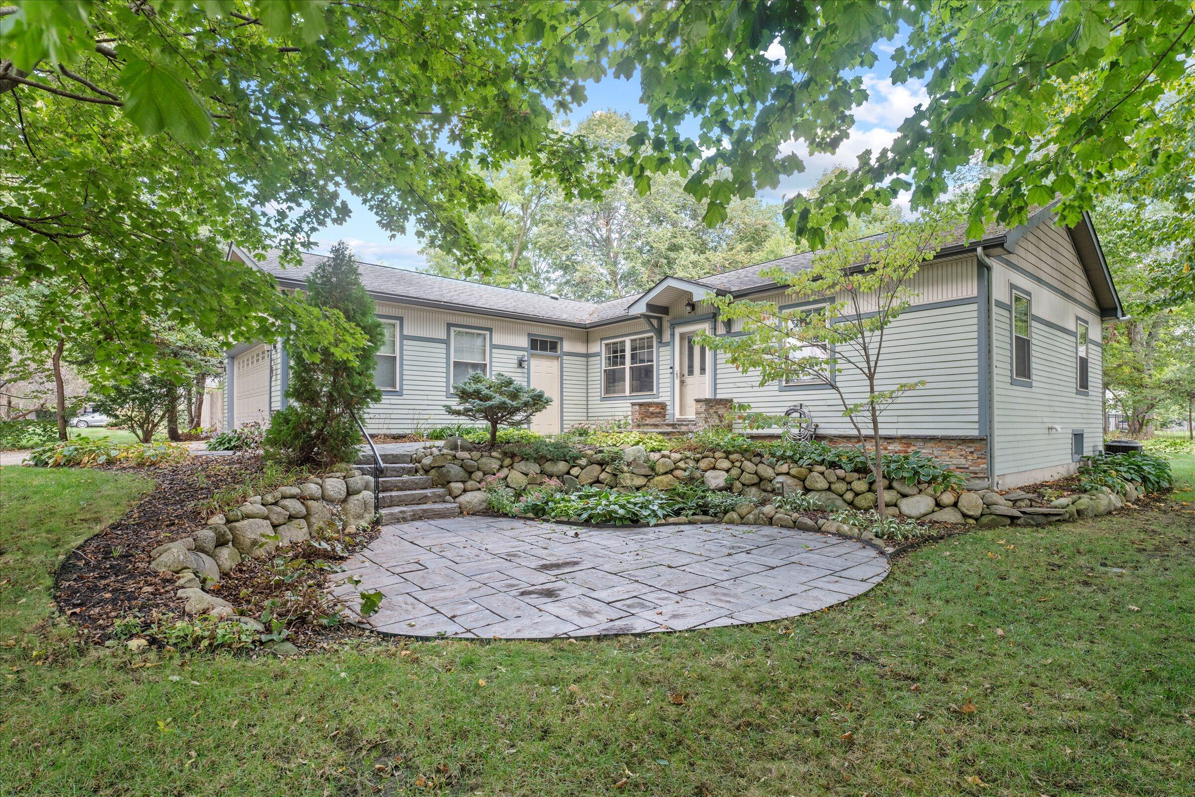 Image 3: 02-DSC01137