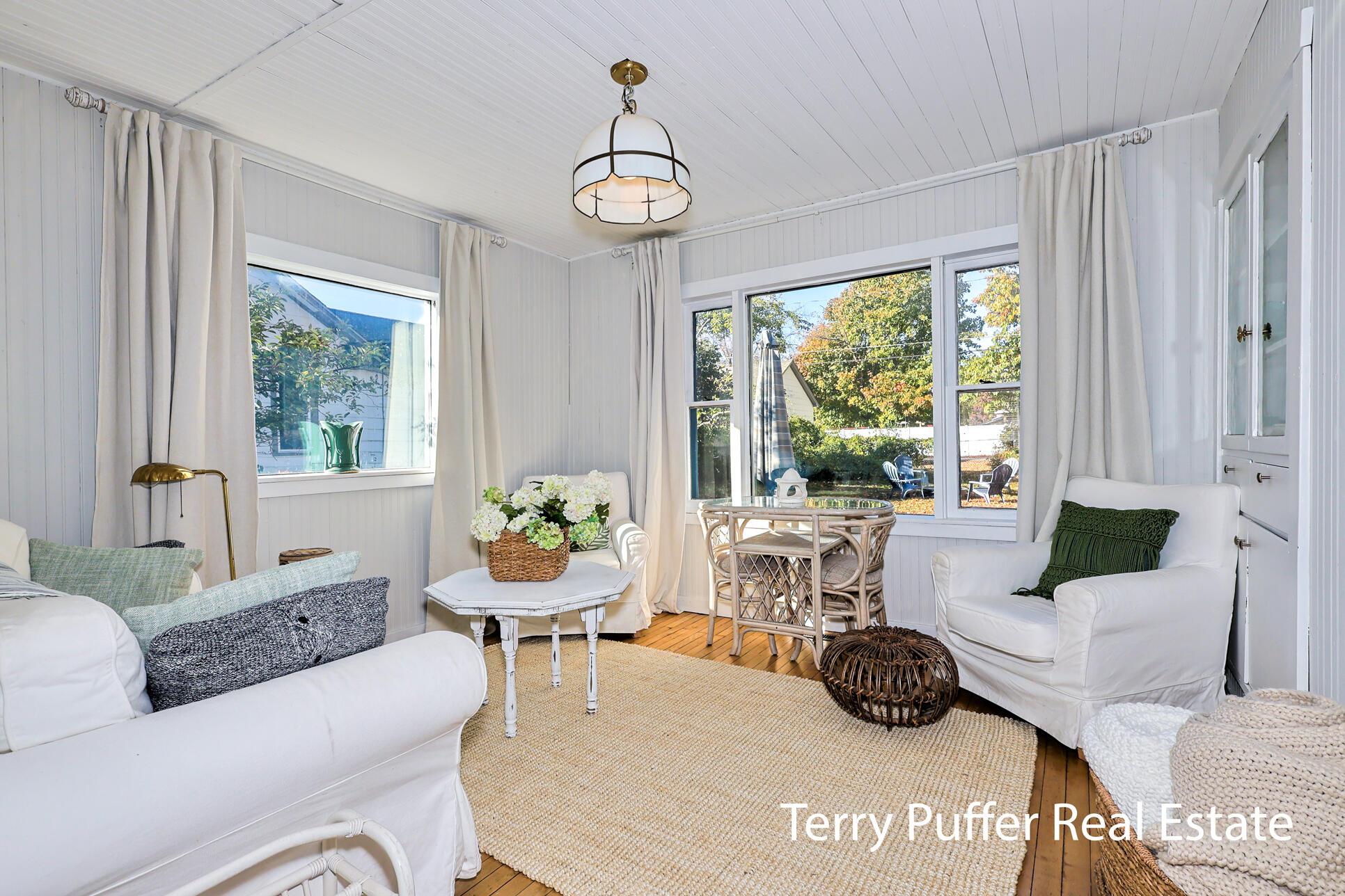 Image 2: new00002405