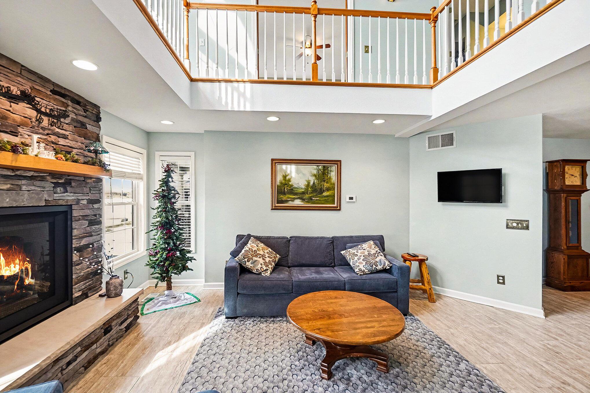 Image 4: 008_file_100