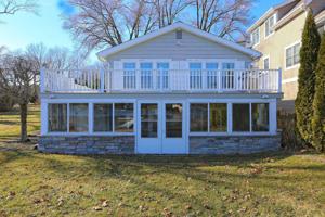 50595 W Lakeshore Drive