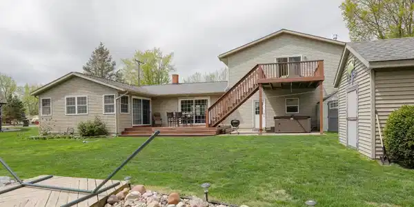 2095 Forrest Drive