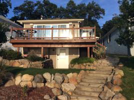 844 E Eagle Lake Drive