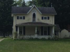 412 Maple Street