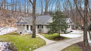 6611 Wildwood